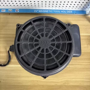Suitable for Audi A4 A5BO woofhorn rear platform woofhorn Original authentic car-removal parts