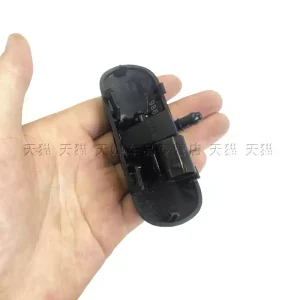 Adapted to Volkswagen Magotan water nozzle B6b7 cover sprinkler Bora car wiper sprinkler head