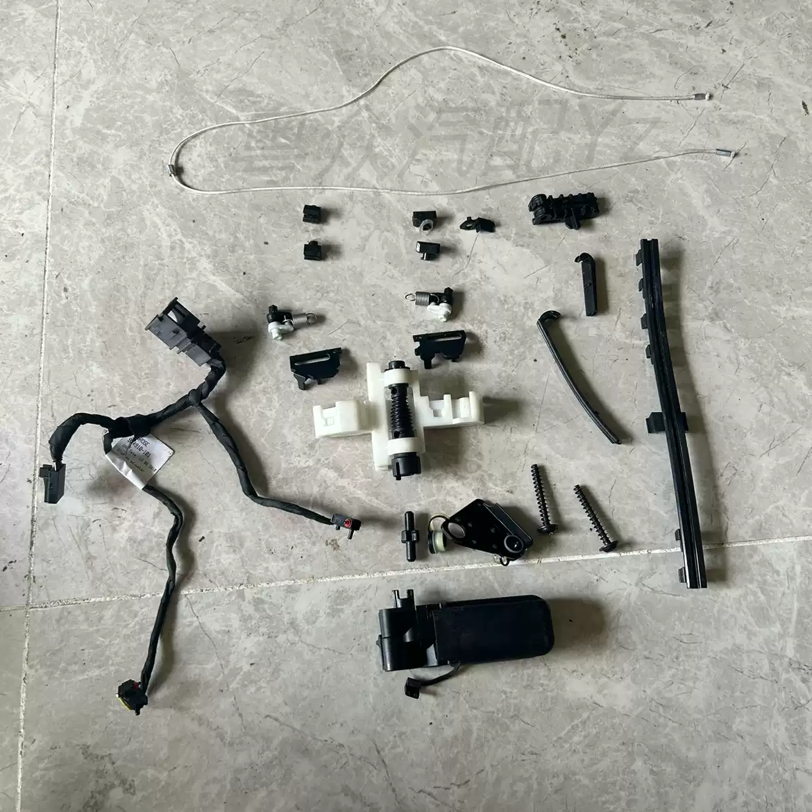 Audi A6A7C7 display lifter center center control screen lift rack center control bracket display bracket small accessories - Image 4