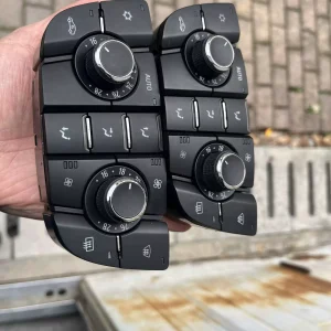 Buick Yinglang GT air conditioning switch air conditioning control panel AC switch heating and cooling regulator Original car dismantling parts