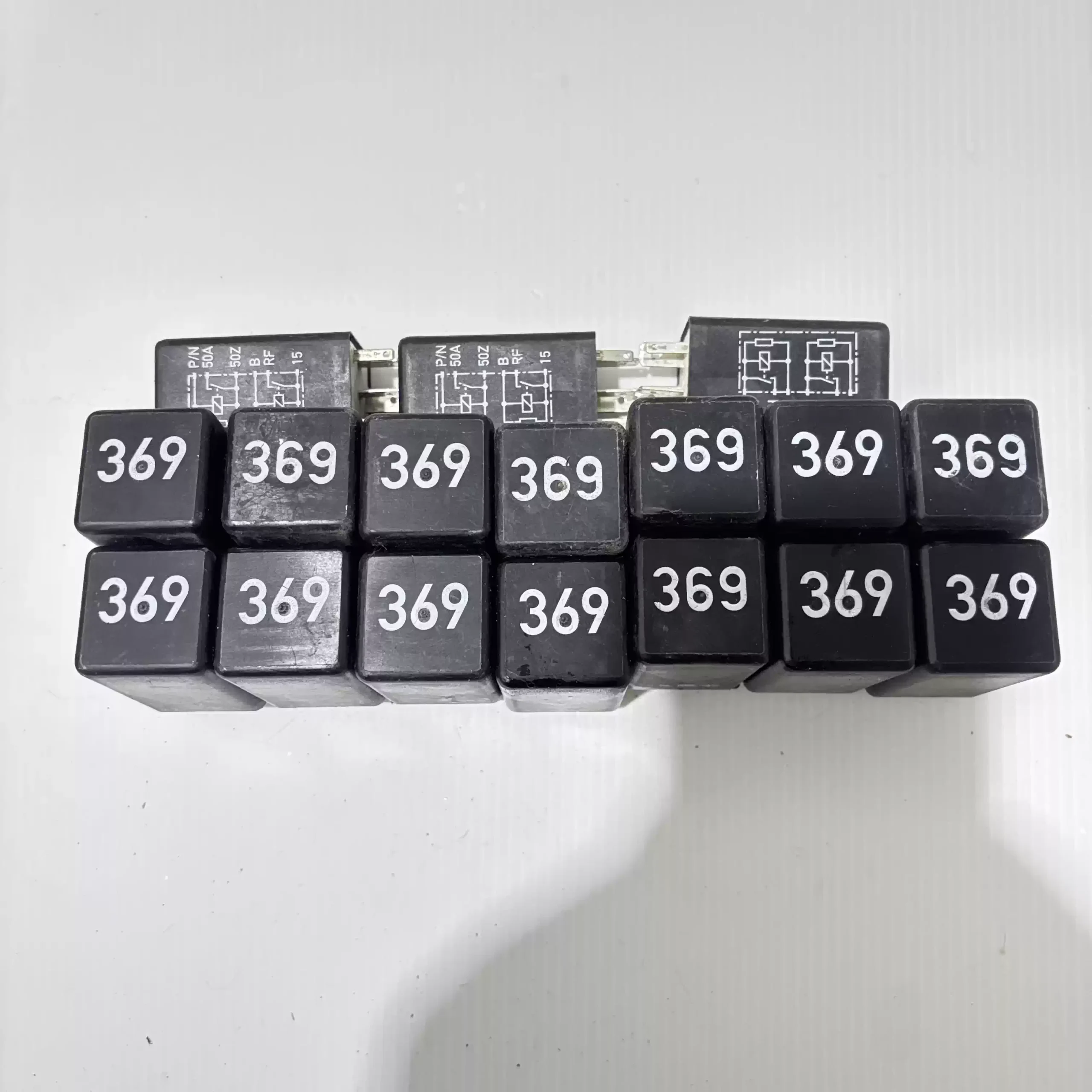 For Audi A4 A6 relay 373 219 369 411 627 relay