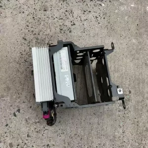 Suitable for Audi A6LC6 audio power amplifier main host Audi A6 power amplifier assembly original factory demolition used car