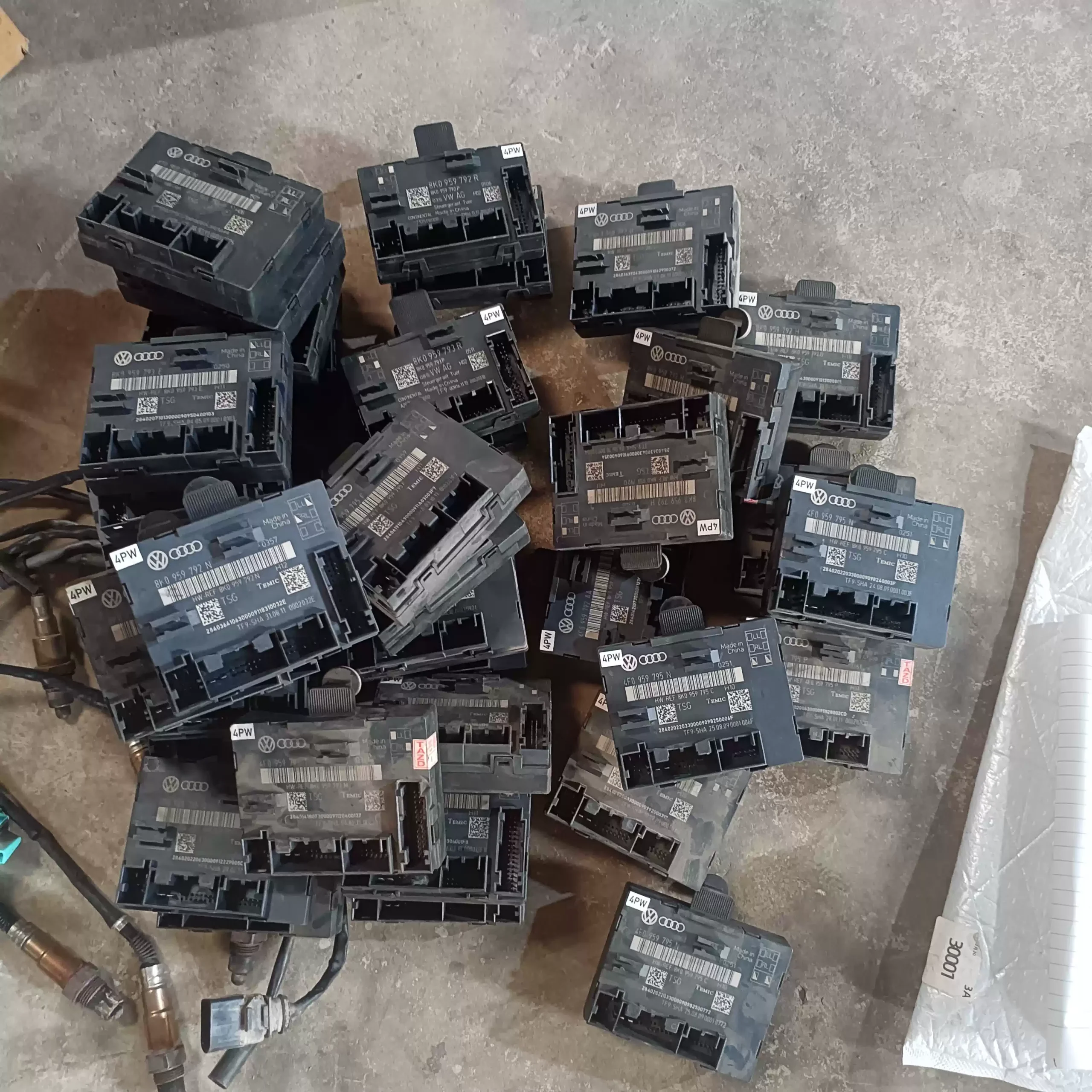 Audi A4LQ5A5S5C7Q3A3Q7A8, Door Controller, Door Module Original Dismantling