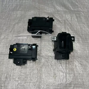 Suitable for Audi A4L A5S5 Q5 ignition switch to start ignition lock key holder 8K 0909131