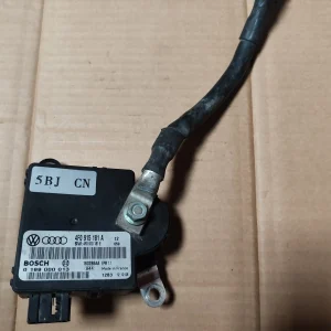 Audi A6L C6 Battery Power-Off Protector Battery Protector 4F0915181A Original factory dismantling parts