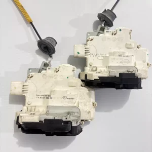 Applicable to Audi 05-12 A6L/C6 Audi A4L/B7/B8 door lock central lock block