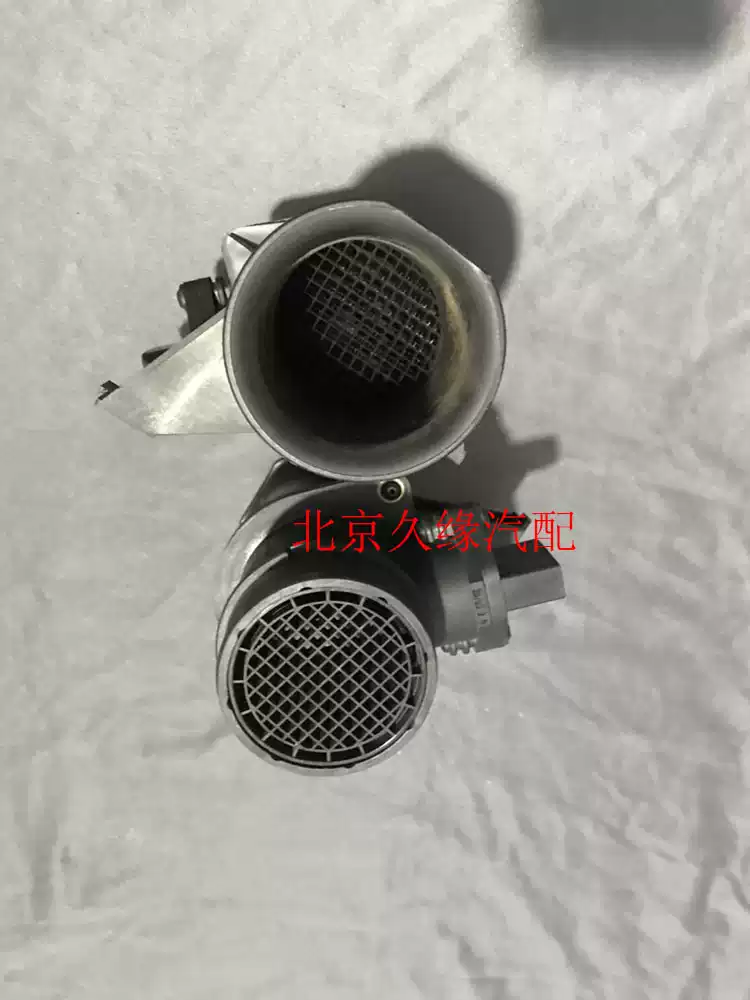 Passat Volkswagen Passat B5 new and old Lingyu air flow intake sensor gauge original car-removal parts - Image 3