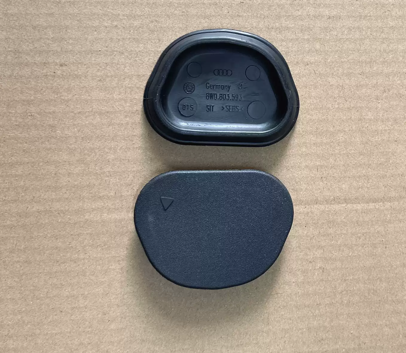 Suitable for Audi A4L B8 A5S5 engine cover wheel rotation cover dust cover shock absorber cover - Image 3