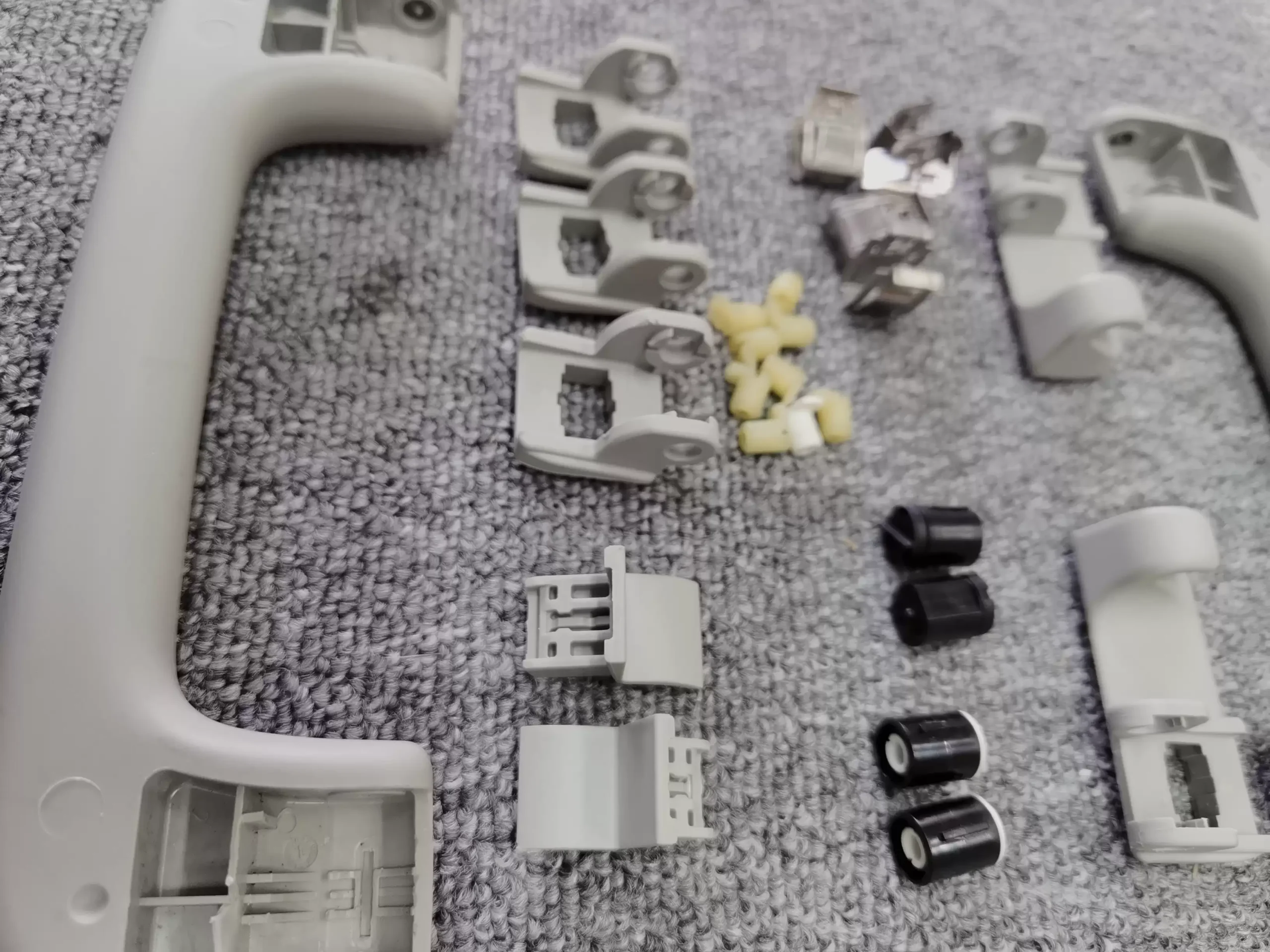 Audi roof handle roof handle roof buckle Return shaft clip Applicable model A4LA5A6LQ2 Q3Q5 - Image 4