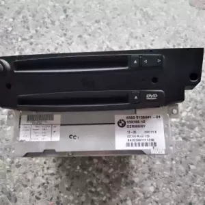 Suitable for BMW 5 Series E60 F18 console 520 525 530 528 CD console original disassembly parts