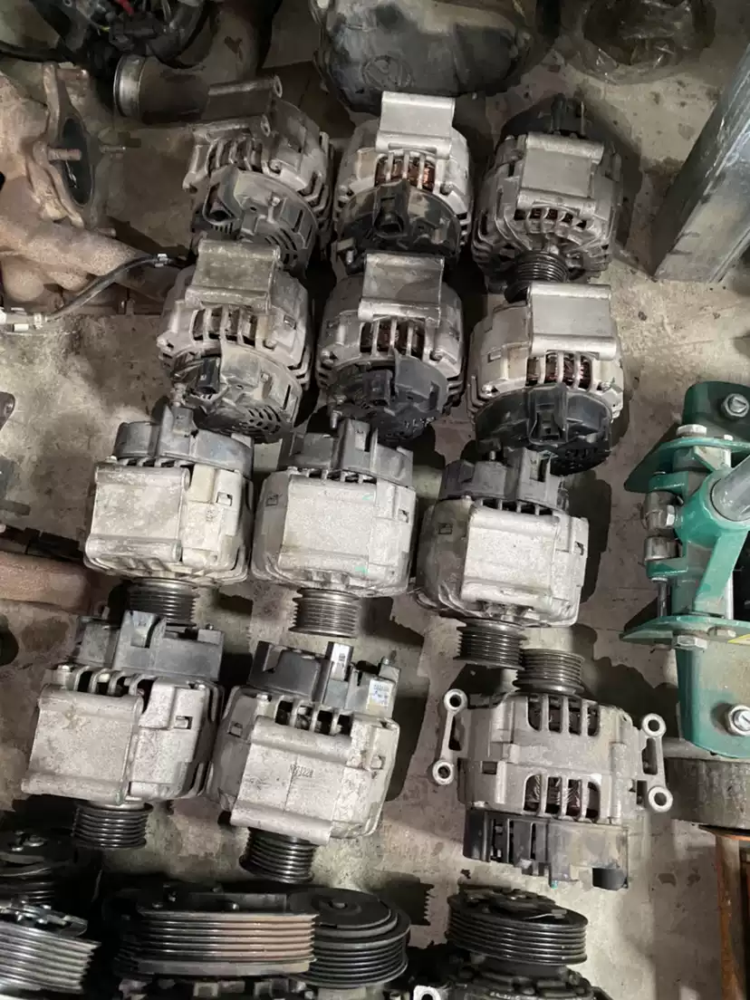 Volkswagen Magotan CC Tiguan New Passat Octavia Haorui Generator 1.8T 2.0T Car Removal Generator Car Removal Parts