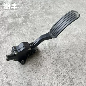 Toyota Camry accelerator pedal assembly Camry accelerator refueling pedal sensor original original car disassembly parts