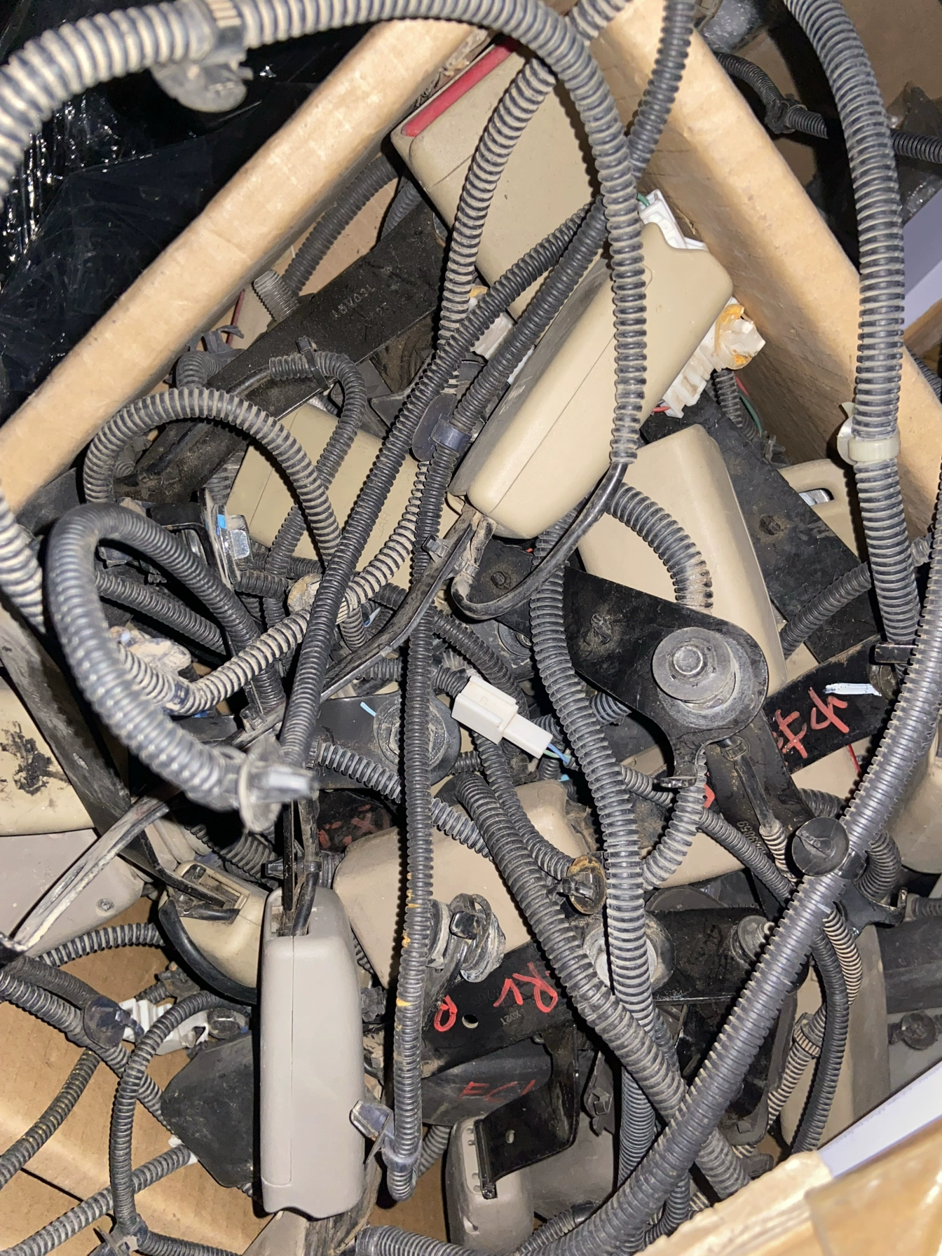 Suitable for Honda 7th generation Accord 8th generation Accord Odyssey CRV seat belt socket socket and socket original car dismantling - Image 3