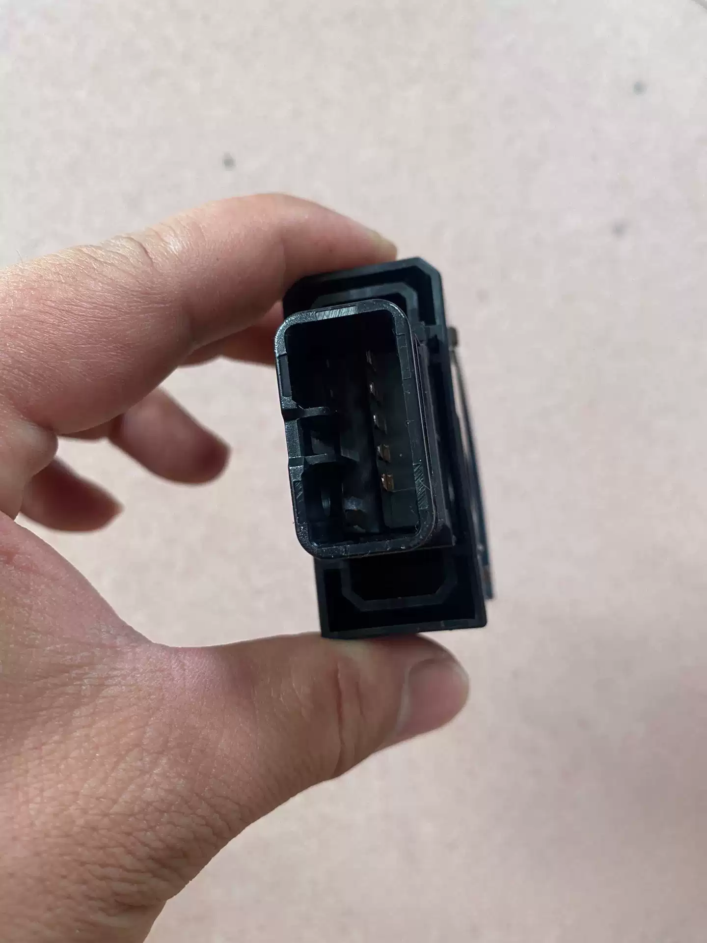 Applicable to the old Reiz model of 2006 -09 dangerous emergency double flash light switch assembly negative ion original demolition parts - Image 3