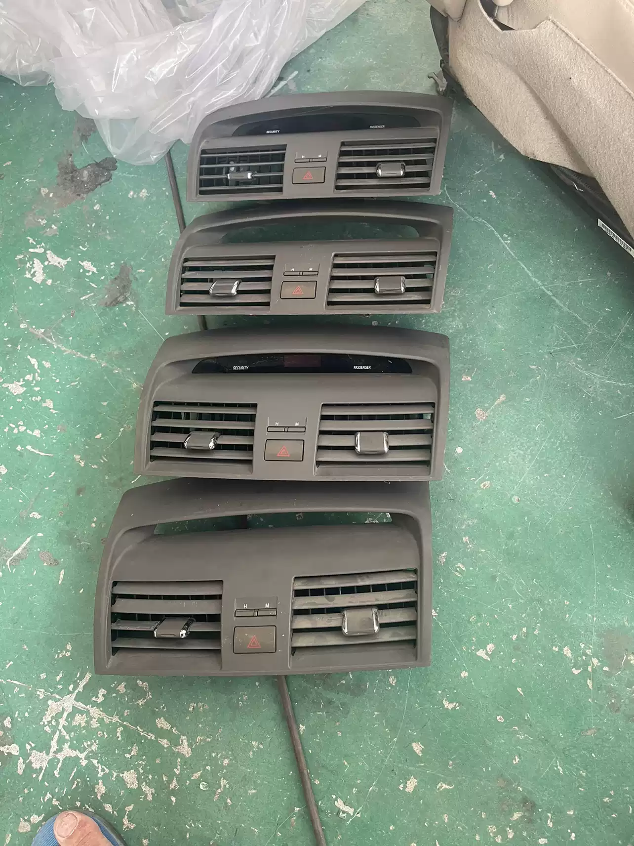 Original Toyota Crown Air Conditioner Air Conditioner Original Car Removal Parts - Image 5