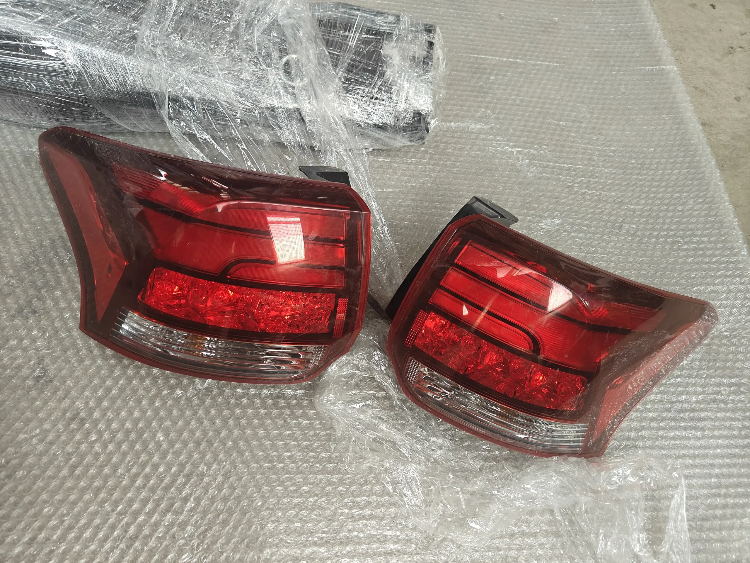 GAC Mitsubishi Outlander headlights and taillights electrical appliances computer version direction control instrument panel central control panel abs pump - Image 5