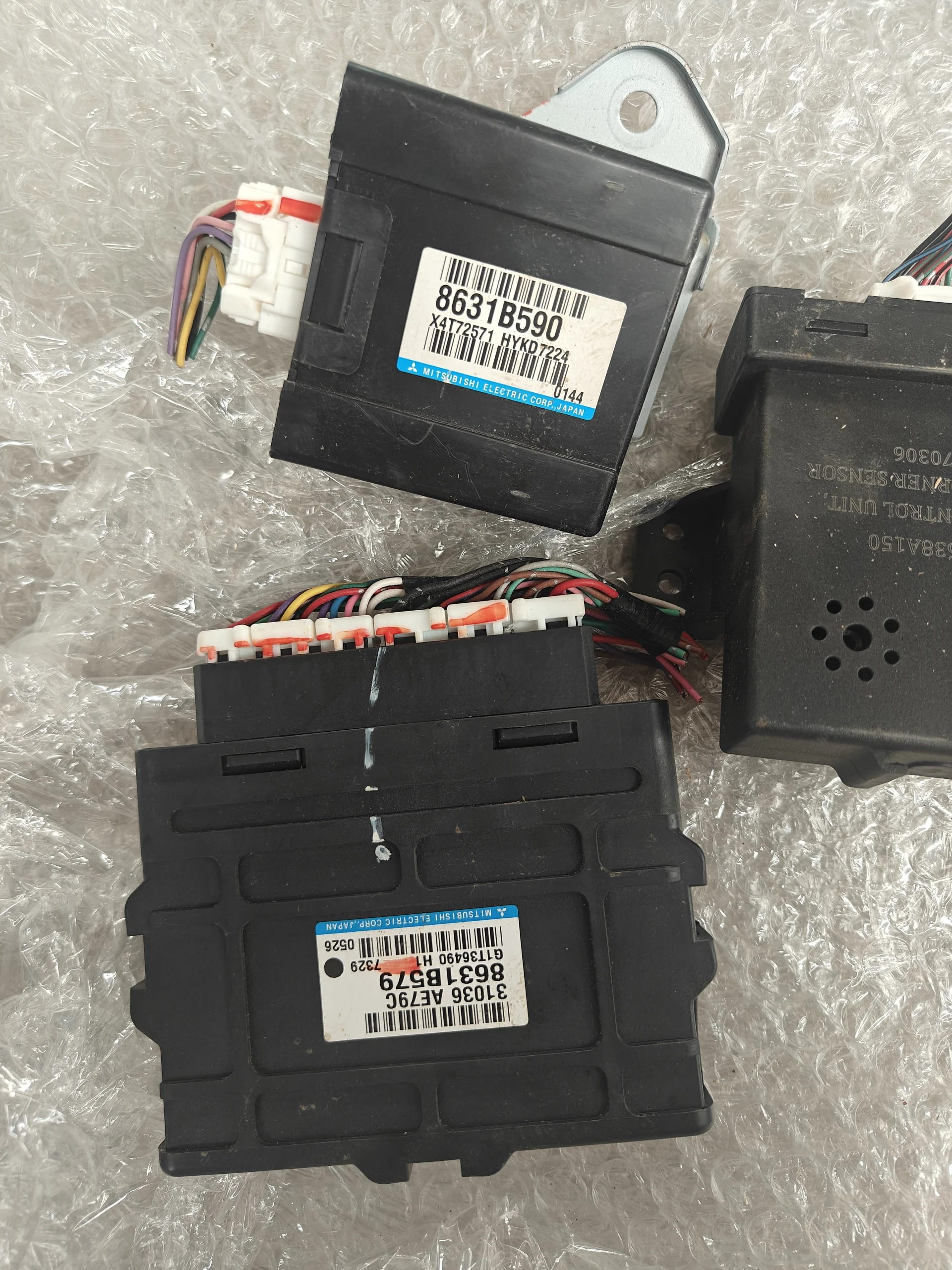 GAC Mitsubishi Outlander headlights and taillights electrical appliances computer version direction control instrument panel central control panel abs pump - Image 6