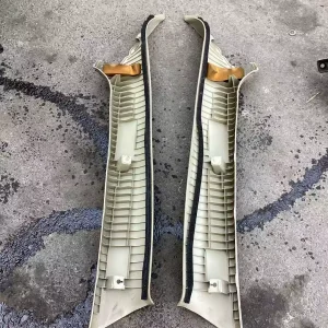 Mitsubishi Winggod A-pillar interior trim panel, front fender glass interior trim panel, second-hand car demolition and original factory demolition