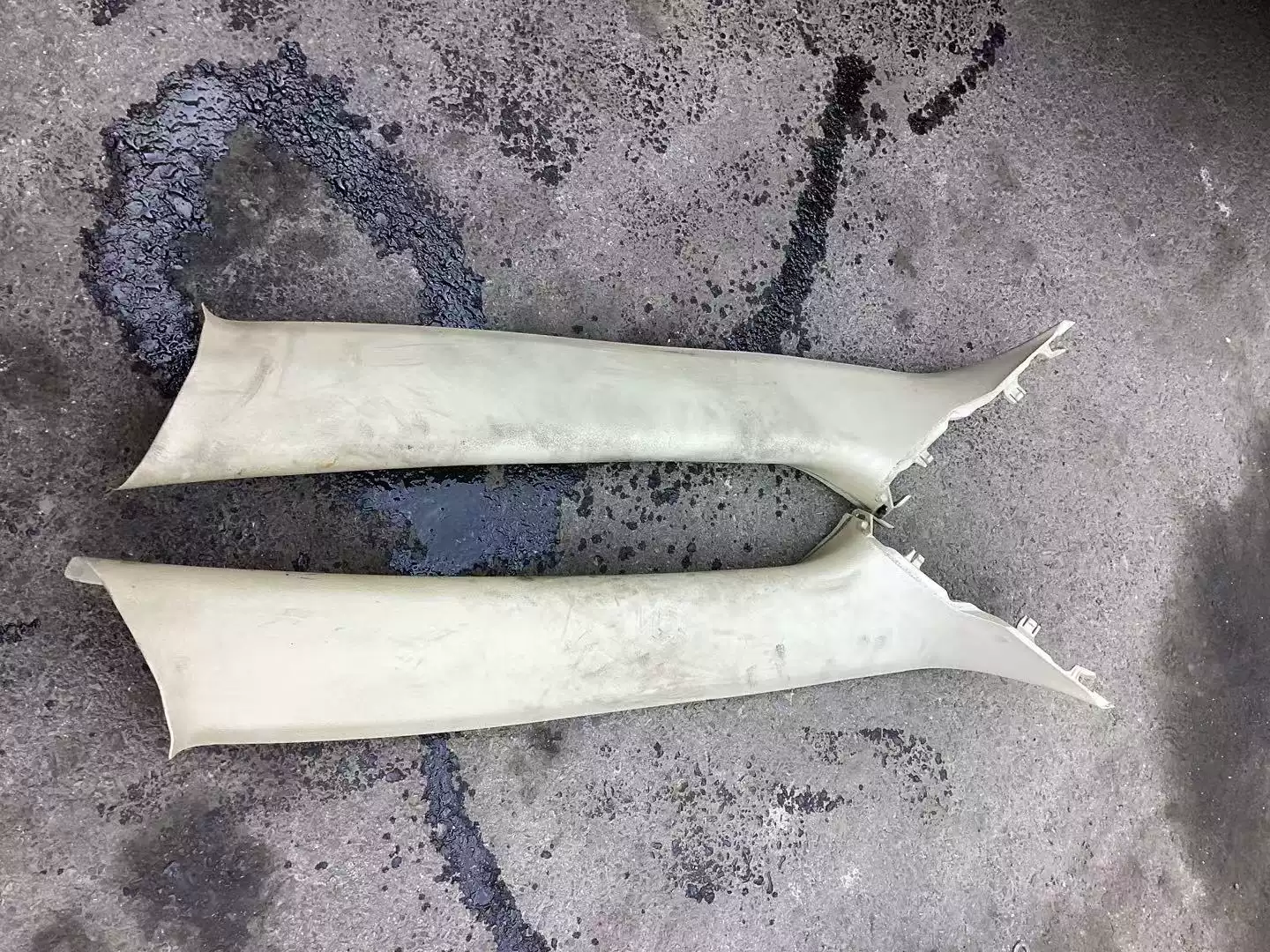 Mitsubishi Winggod A-pillar interior trim panel, front fender glass interior trim panel, second-hand car demolition and original factory demolition - Image 3