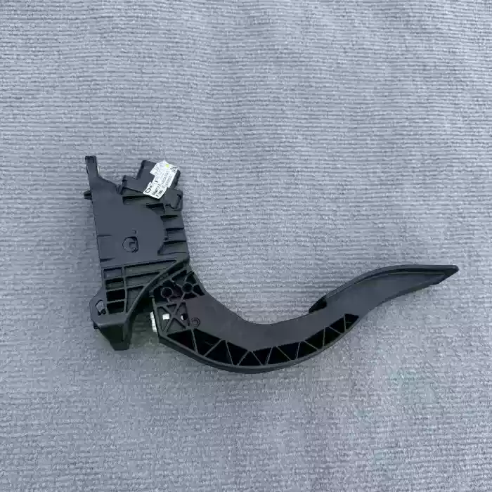 Suitable for Audi A4LB10 Q5 LA5 New accelerator pedal Electronic accelerator pedal - Image 3