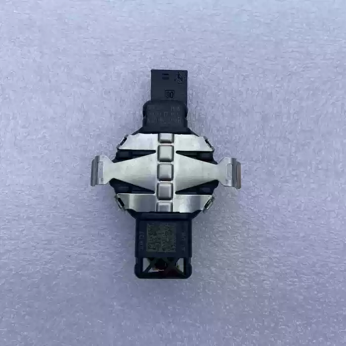 Suitable for Audi A6LC7C7PA Rain sensor Automatic wiper sensor Automatic wiper sensor