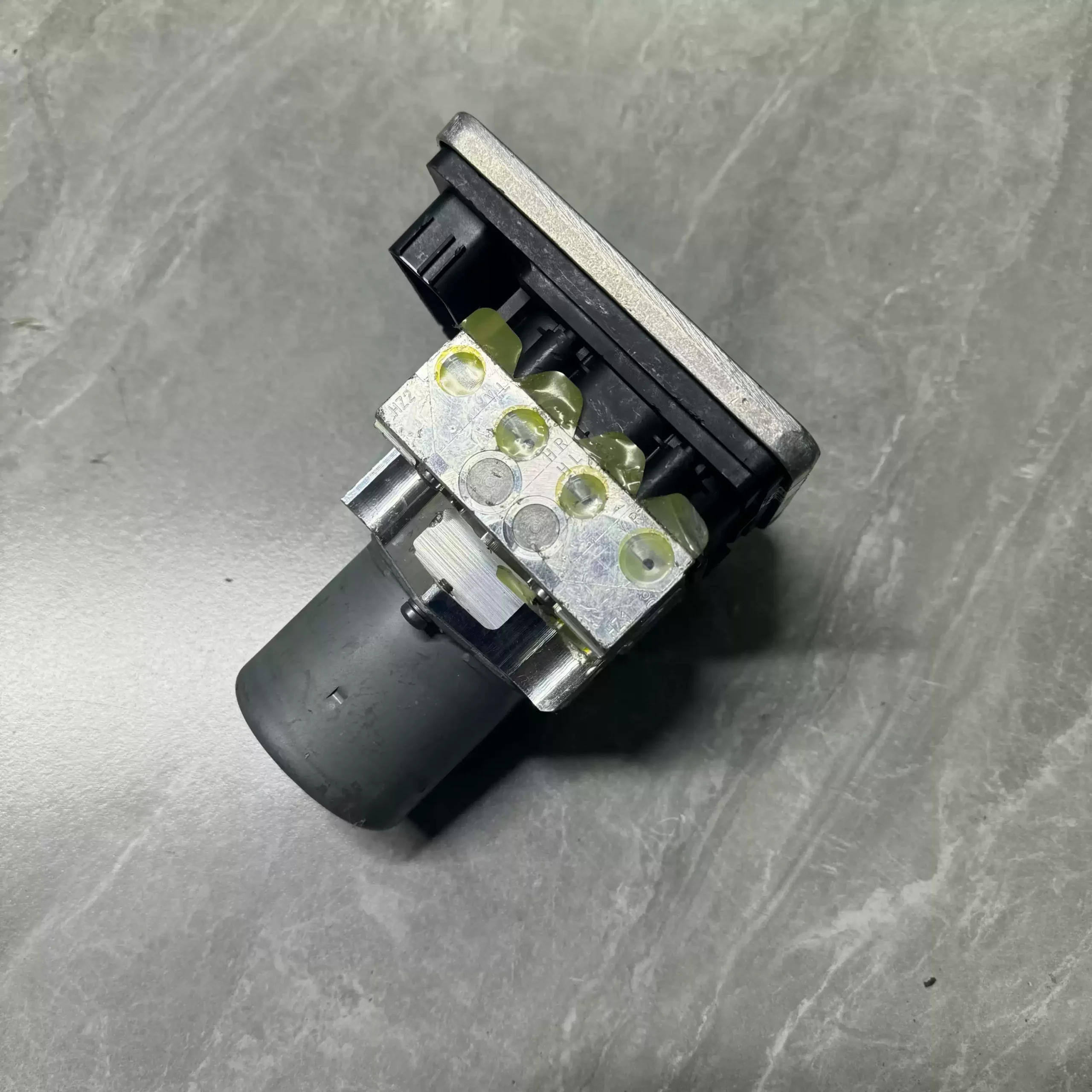 Suitable for Mercedes-Benz C-class E-class S-class ABS pump c200E260S350 GLC63 ESP computer brake assembly W205 - Image 3