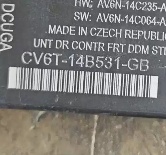 Suitable for 13-16 Ford Maverick door module door lifting computer original disassembly parts - Image 5