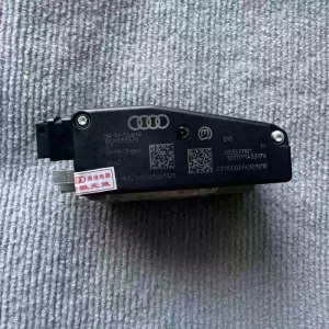 For Audi A4LQ5 steering column computer steering column lock module controller 8K 0905852E D