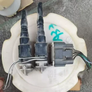 Old Nissan Style A33 A32 oil pump assembly fuel pump gasoline pump pump core oil pump original