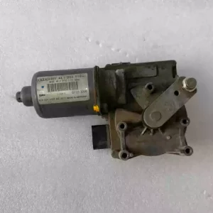 Suitable for Audi Q7 automatic wiper motor automatic wiper motor motor controller