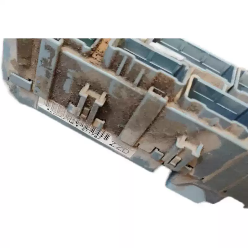 Suitable for the Seventh Generation Accord indoor safe box cabin safe box multifunction controller relay box 03-07 - Image 5