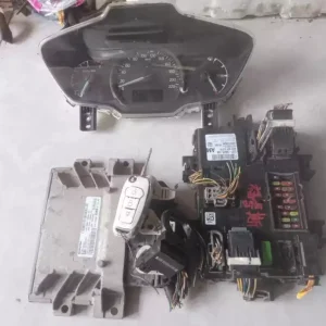 Suitable for Ford Frith car landing 1 set of engine computer body computer anti-theft coil instrument