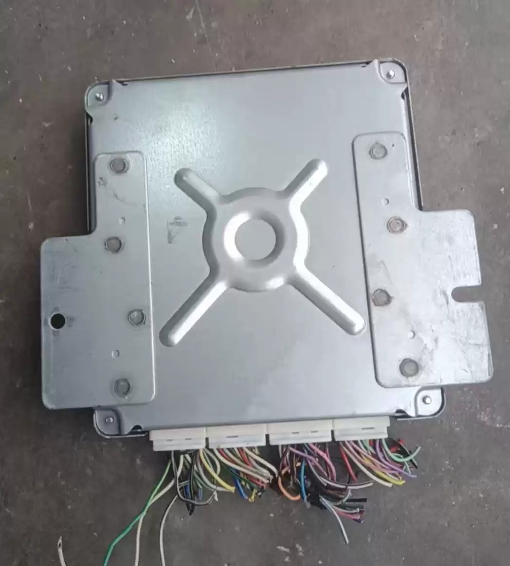 Suitable for Subaru Forester Regis Outback engine computer board 22611 AN630 original disassembly parts - Image 3