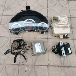 Suitable for old Fengfan instrument odometer oil gauge fuse box direction computer ABS pump engine computer