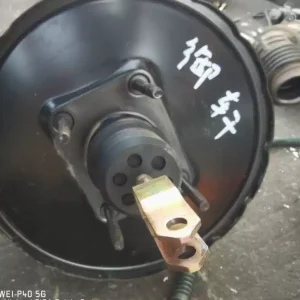 Applicable to Zhengzhou Nissan Yuxuan vacuum booster brake Dali drum brake master cylinder original disassembly parts