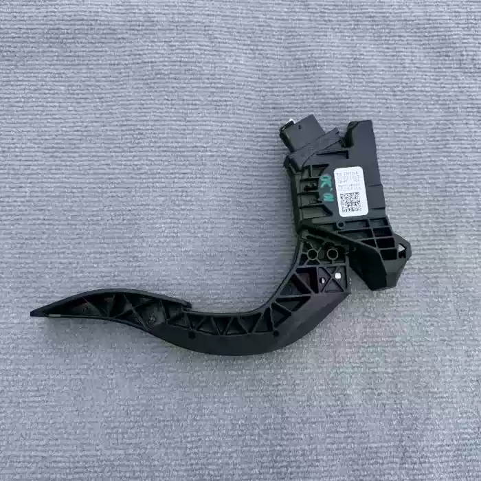 Suitable for Audi A4LB10 Q5 LA5 New accelerator pedal Electronic accelerator pedal