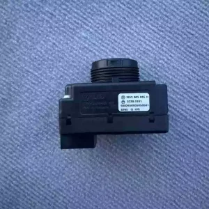 Suitable for Audi A8LD3 Ignition switch Ignition lock Ignition base 3D0 905 865