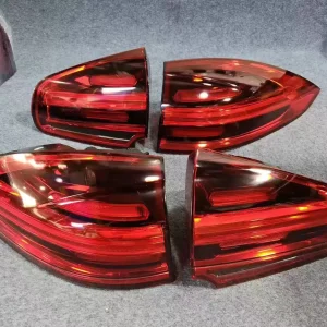 Applicable to Porsche Cayenne 11-16 Cayenne Cayenne left and right rear taillights anti-rear-end light original demolition parts