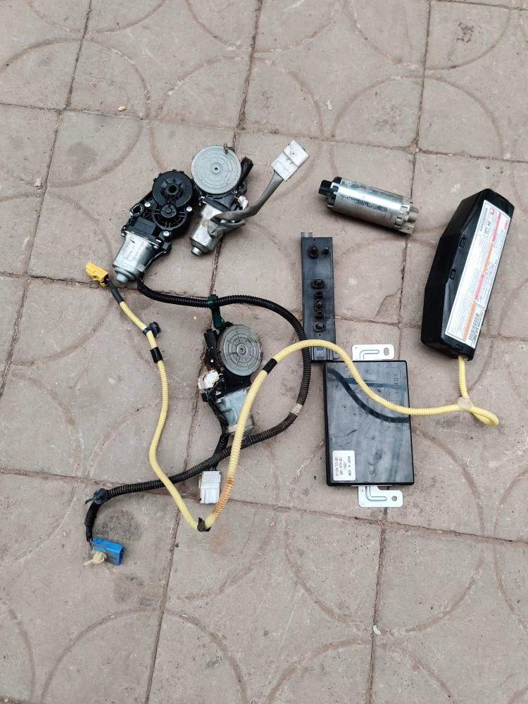 Suitable for old Platcore seat adjustment motor front and rear backrest up and down adjustment motor switch seat module - Image 6