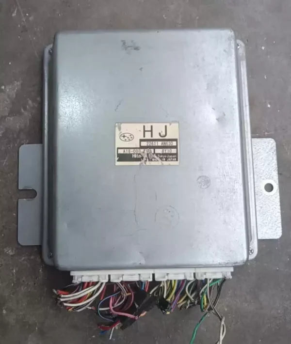 Suitable for Subaru Forester Regis Outback engine computer board 22611 ...