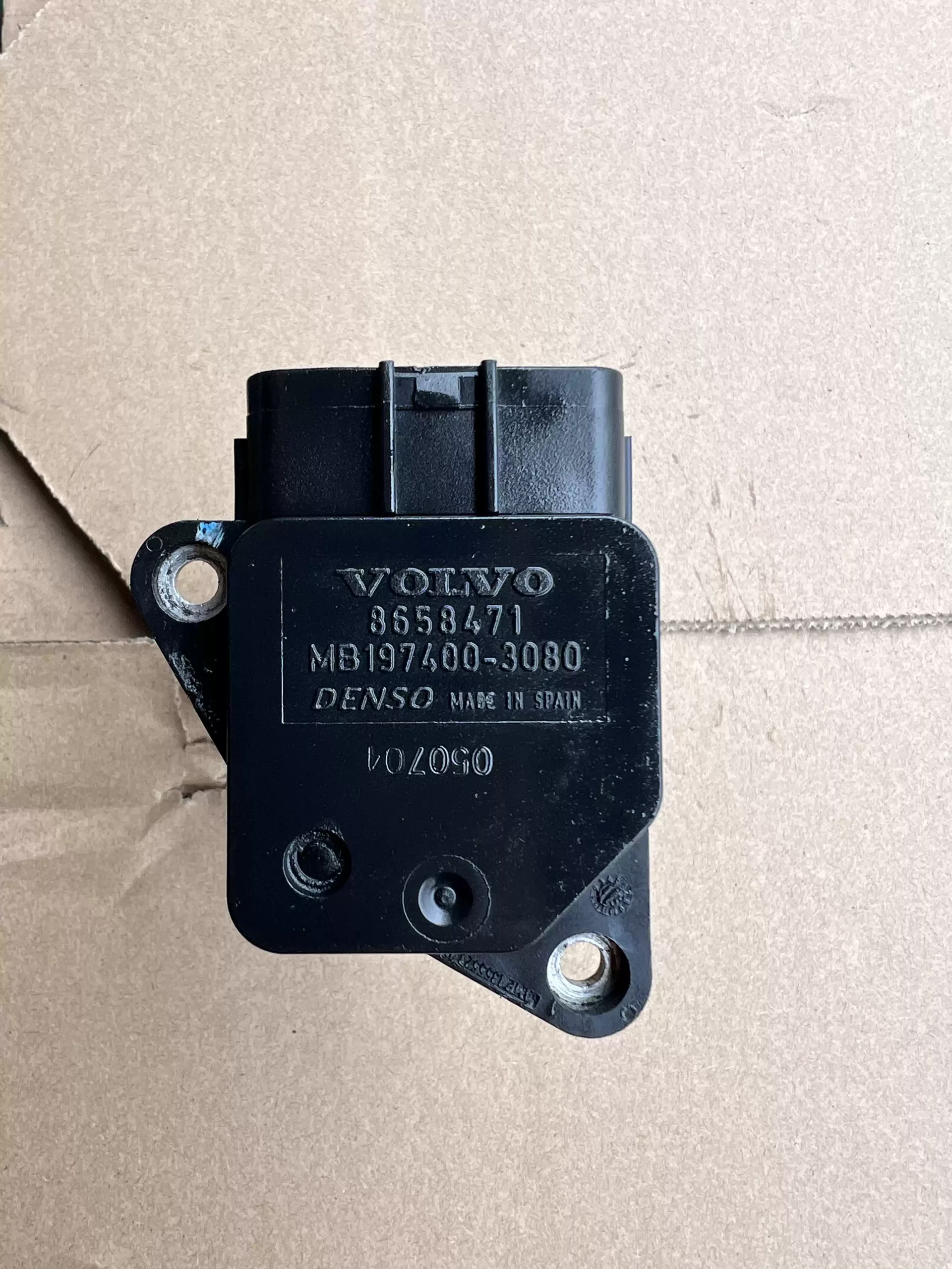 Adapt to Volvo S40/S60/S80/C30/V50/C70 air flow meter original imported car-removal parts