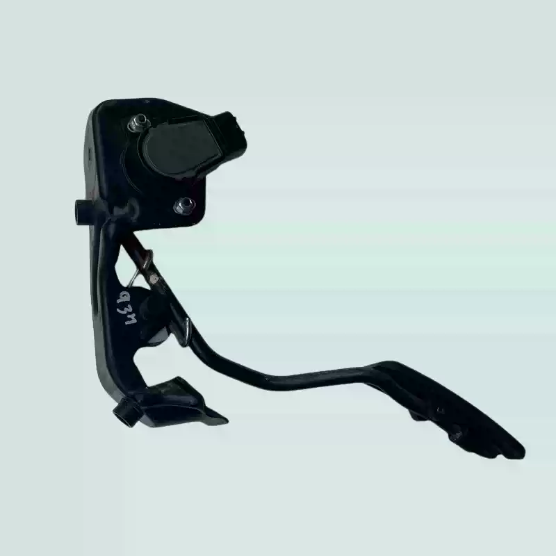 Applicable to Toyota Corolla accelerator pedal foot position sensor assembly Original dismantling car