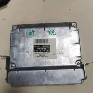 Adapt to Toyota's new Reiz 2.5 engine computer board disassembly ECU 89661 0P100 0P120