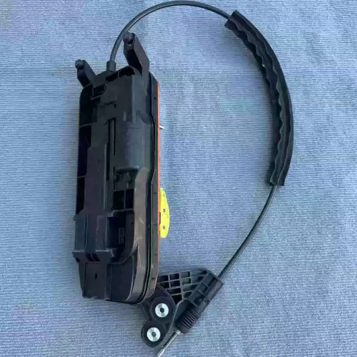 Suitable for Audi A3L gear shift mechanism base with cable mechanism base - Image 3