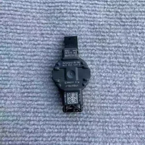 Applies to Audi A6LC7 Rain Sensor Automatic wiper sensor Wiper sensor