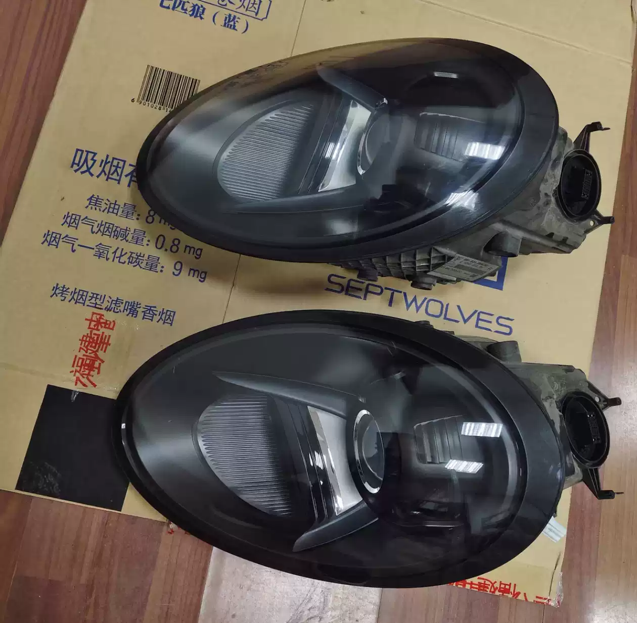 Porsche 911 Headlight Assembly 991.1 Black-bottomed Headlight White-bottomed Headlight Original car-removal parts are beautiful in color - Image 4