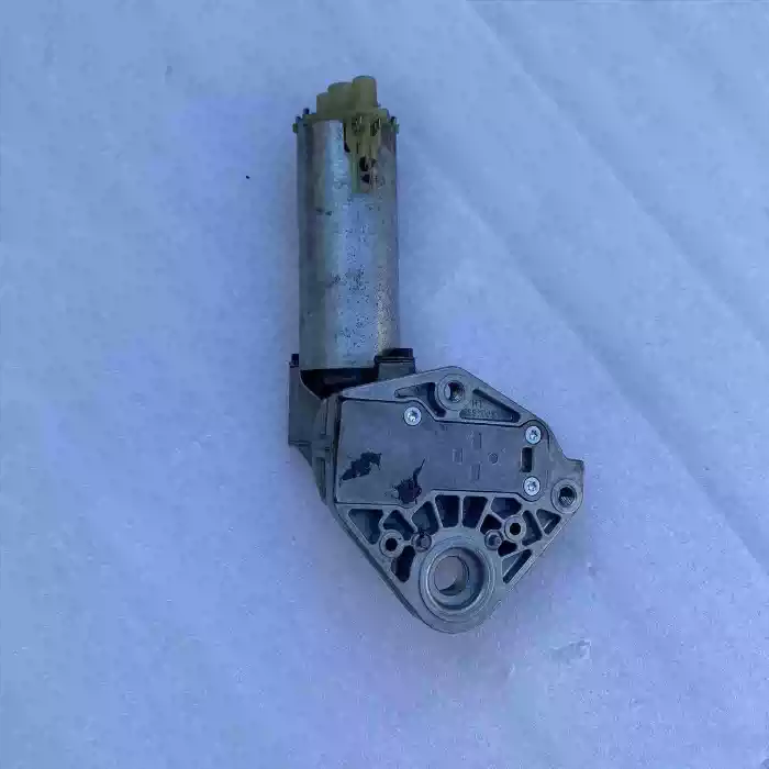 Suitable for Audi A6LC6 seat height adjustment motor Main and auxiliary frame seat height adjustment motor motor - Image 3