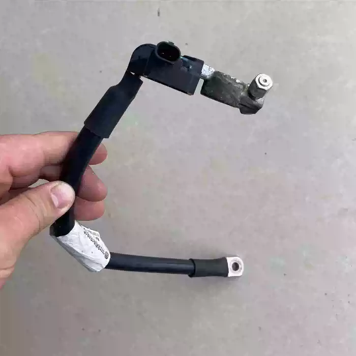 Suitable for Audi A6LC6 Battery Control Module Power Protector Power Module Use in Model Year 09-12 - Image 3