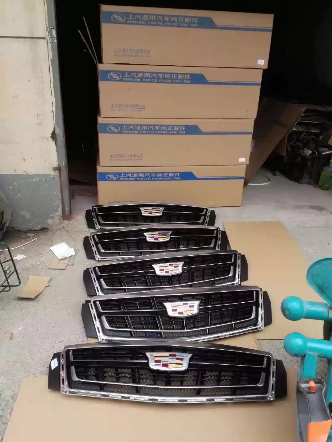 Cadillac XTS middle net front middle net front bar grille lower ventilation net front bar ventilation net pure original factory - Image 5