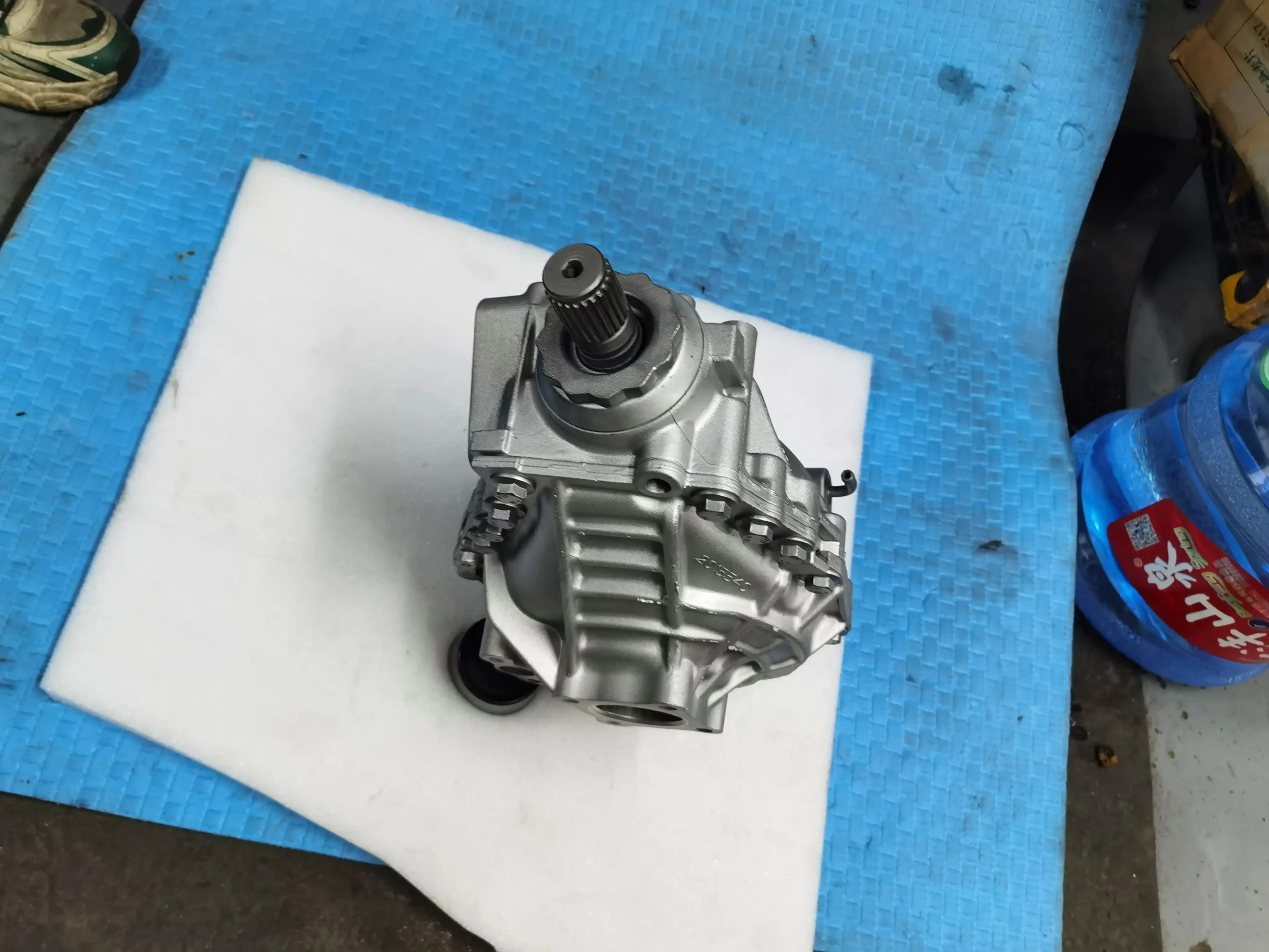 Applicable to Land Rover Range Rover Discovery Aurora Freelander 2.6-speed, 8-speed front and rear differential transfer gearbox assembly - Image 4